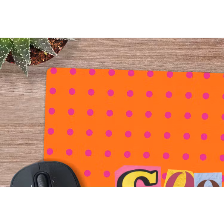 Cool - Stippen - Oranje muismat rubber klein -closeup