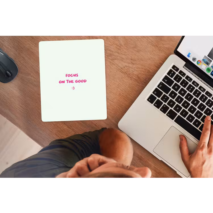 Focus - Beige - Roze - Smiley muismat rubber klein -laptop