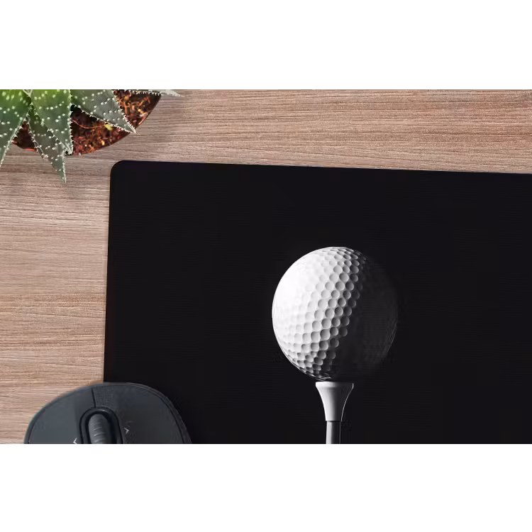 Golfbal - Minimalistisch - Wit muismat rubber klein -closeup