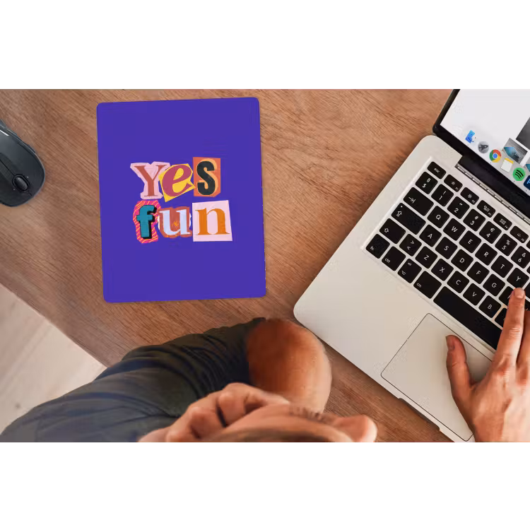 Yes fun - Kleurrijk - Collage-stijl muismat rubber klein -laptop