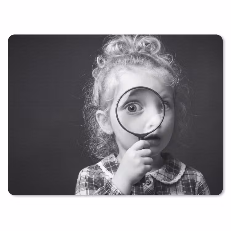Kind - Vergrootglas - Portret - Zwart-wit muismat rubber klein -3d