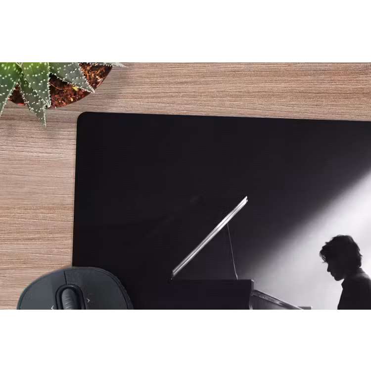 Persoon - Piano - Muziek - Zwart-wit - Podium muismat rubber klein -closeup