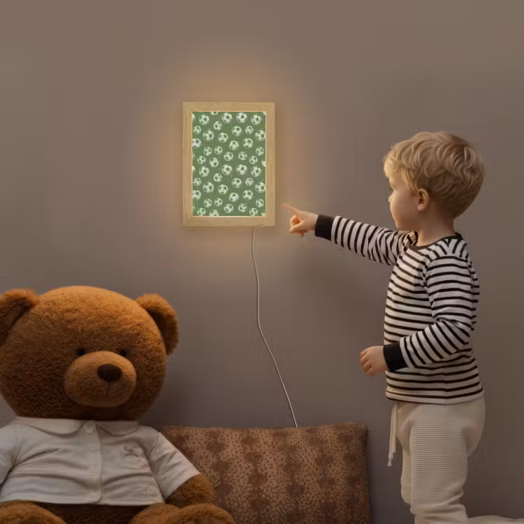 Voetbal - Sport - Groen Light Box met kabel (Kinderlampje) klein 904 -sfeer4a_kind