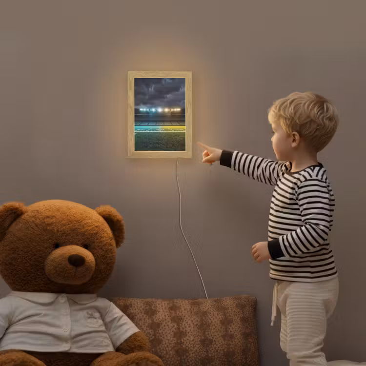 Voetbal - Stadion - Nacht - Modern Light Box met kabel (Kinderlampje) klein -sfeer4a_kind
