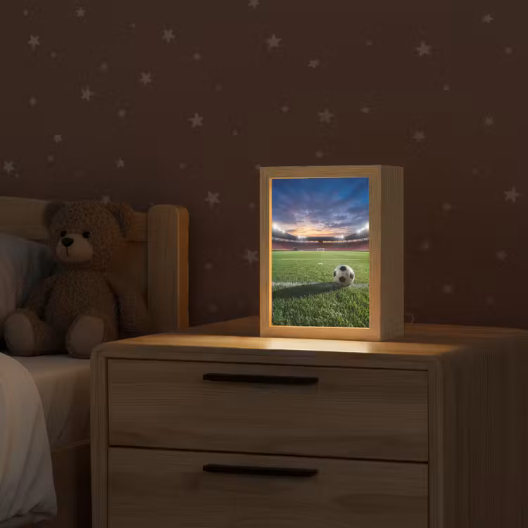 Voetbal - Stadion - Sport - Groen Light Box met kabel (Kinderlampje) klein -sfeer1_kind