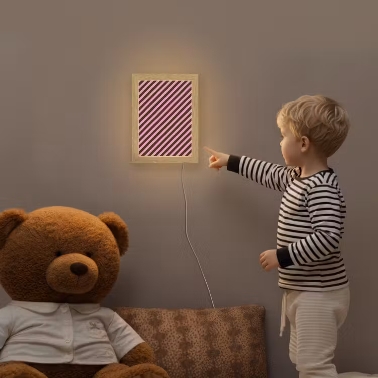 Strepen - Roze - Bruin Light Box met kabel (Kinderlampje) klein 904 -sfeer4a_kind