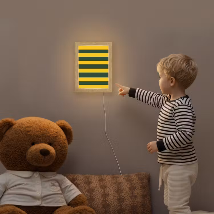 Klassiek - Strepen - Groen Light Box met kabel (Kinderlampje) klein 904 -sfeer4a_kind