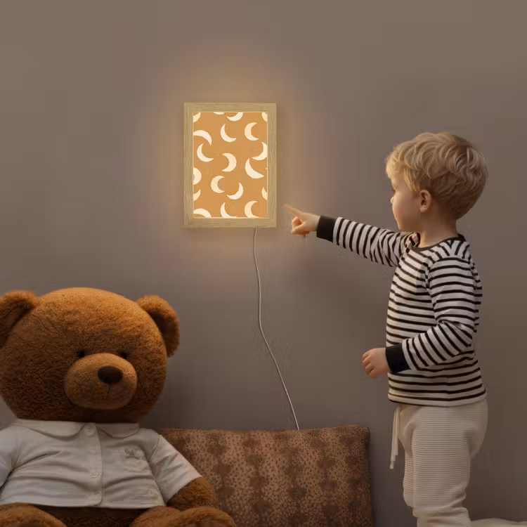 Manen - Patroon - Oker Light Box met kabel (Kinderlampje) klein 904 -sfeer4a_kind