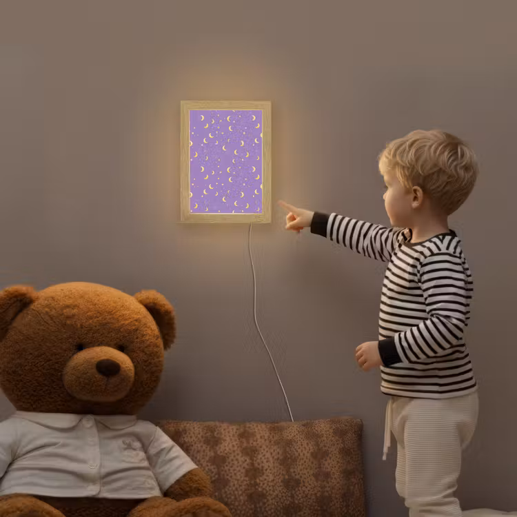 Manen - Sterren - Paars Light Box met kabel (Kinderlampje) klein 904 -sfeer4a_kind