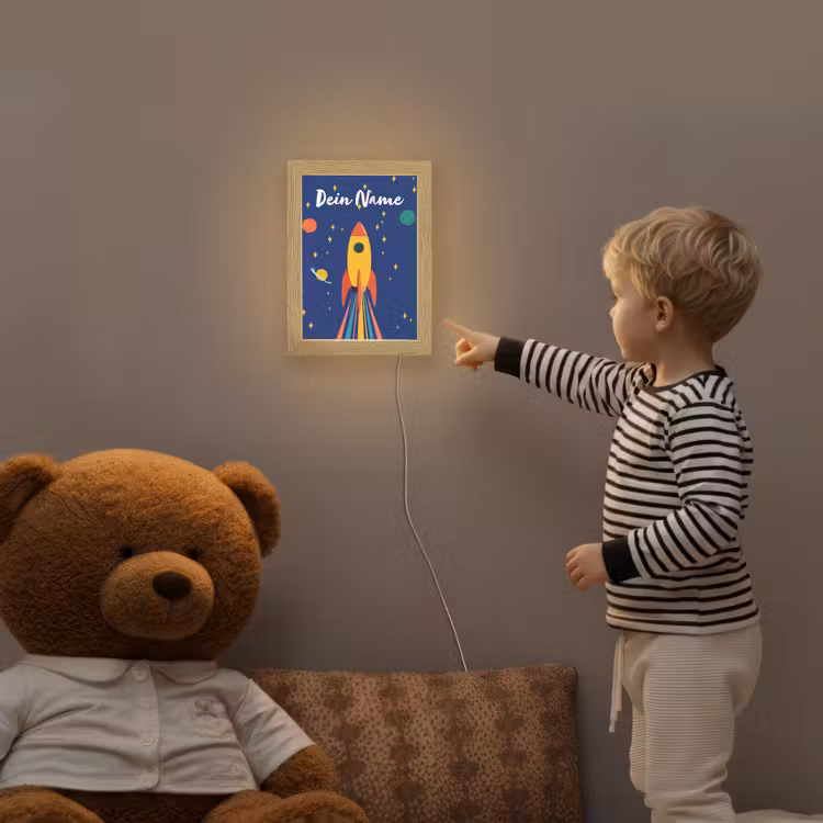 Kleurrijk - Raket - Ruimte Light Box met kabel (Kinderlampje) klein -sfeer4a_kind