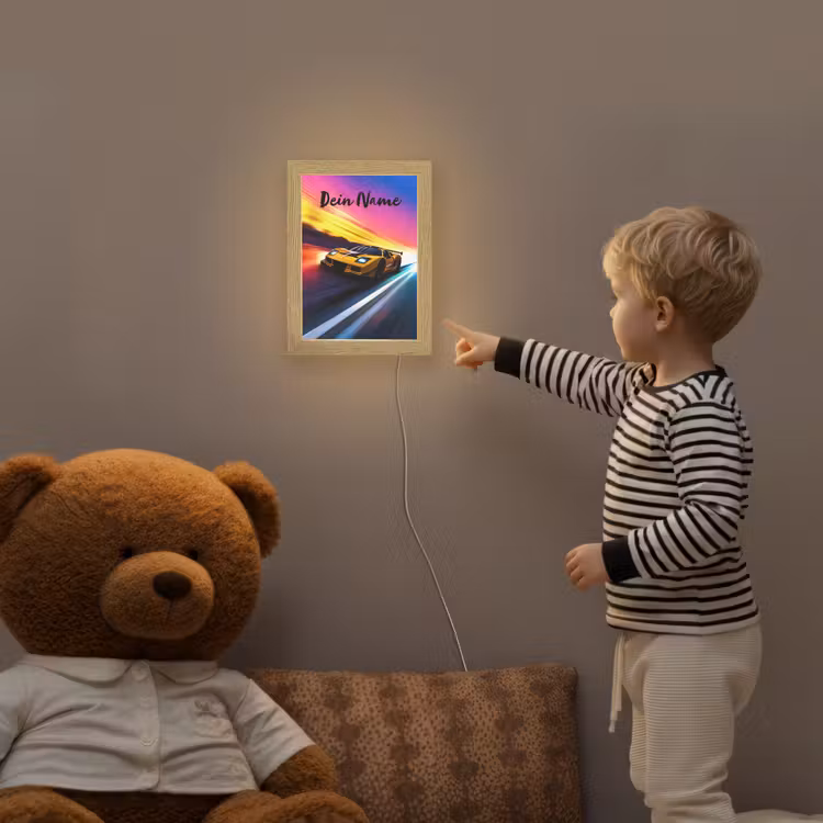 Gele raceauto - Kleurrijk - Neon Light Box met kabel (Kinderlampje) klein -sfeer4a_kind