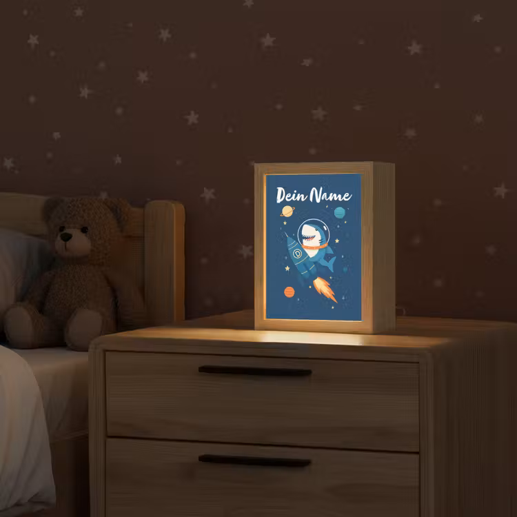 Raket - Haai - Ruimte Light Box met kabel (Kinderlampje) klein -sfeer1_kind