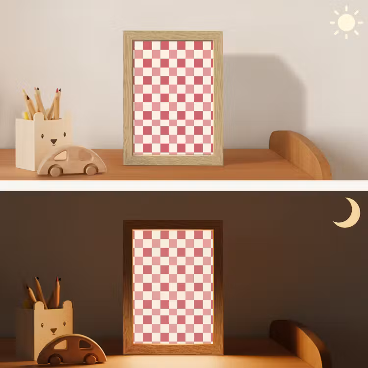 Patroon - Schaak - Roze Light Box met kabel (Kinderlampje) klein 904 -sfeer3_kind