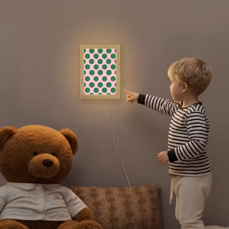 Polkadots - Patroon - Groen Light Box met kabel (Kinderlampje) klein 904 -sfeer4a_kind