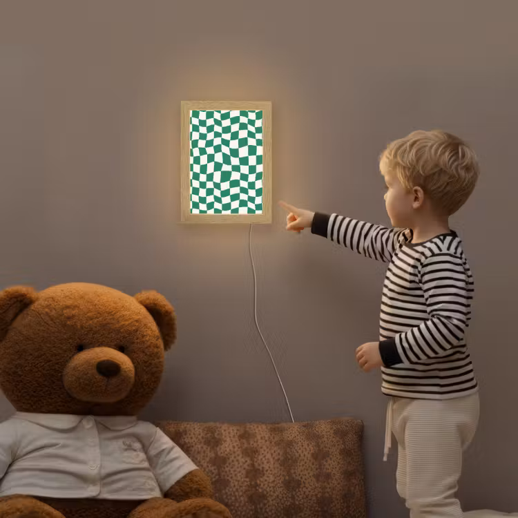 Schaakbord - Golvend - Groen Light Box met kabel (Kinderlampje) klein 904 -sfeer4a_kind