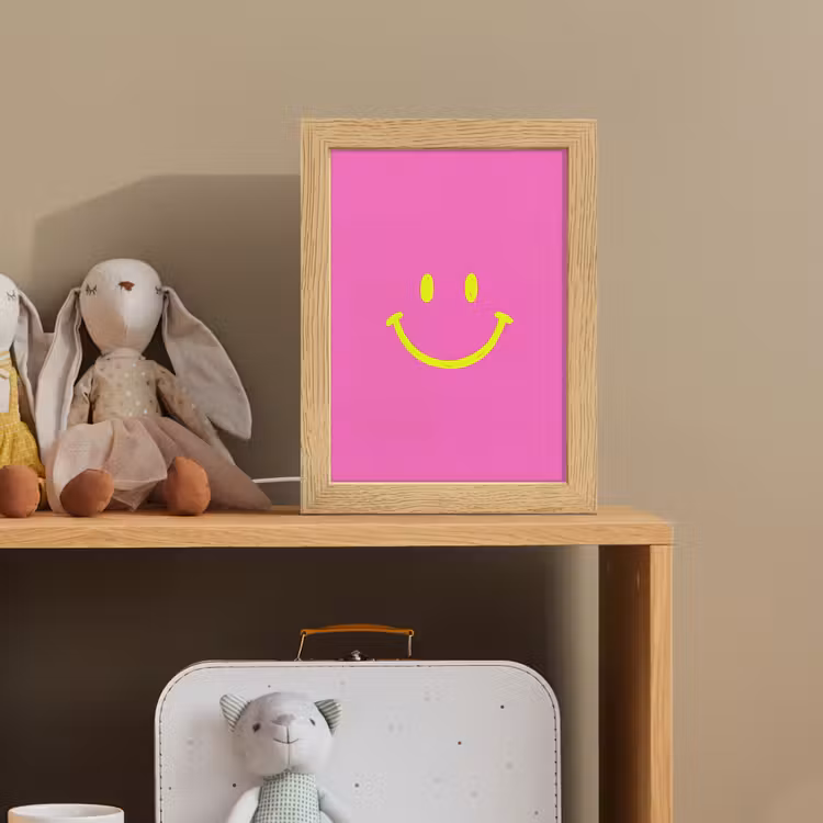 Smiley - Vrolijk - Roze Light Box met kabel (Kinderlampje) klein -sfeer2_kind