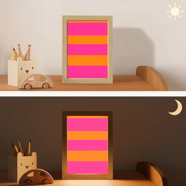 Strepen - Horizontaal - Roze Light Box met kabel (Kinderlampje) klein 904 -sfeer3_kind