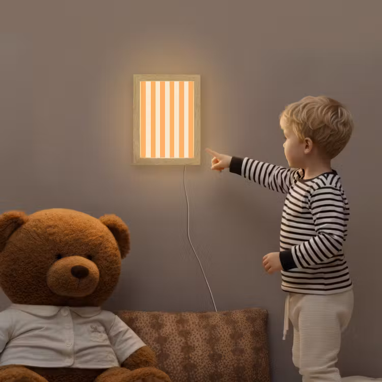 Strepen - Patroon - Oranje Light Box met kabel (Kinderlampje) klein 904 -sfeer4a_kind