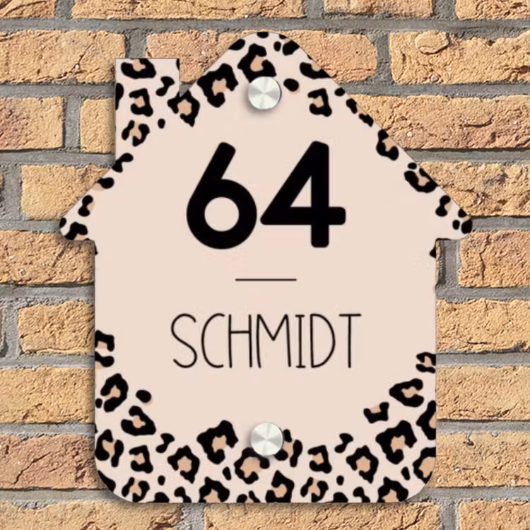 Beige luipaardprint - Modern Naambord Huisje klein -sfeer5