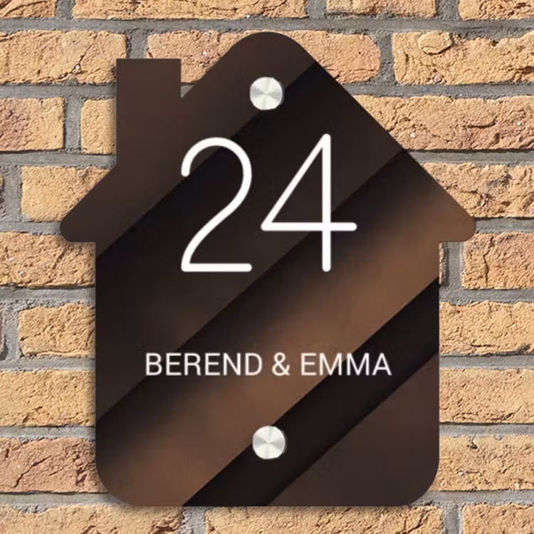 Bruine diagonale banen - Klassiek Naambord Huisje klein -sfeer5
