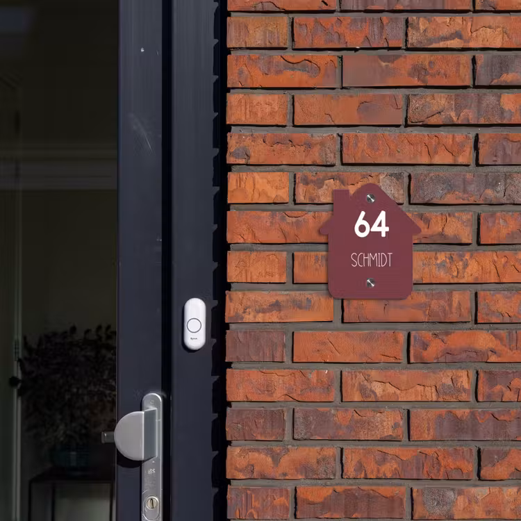 Bordeauxrood - Modern Naambord Huisje klein -sfeer2