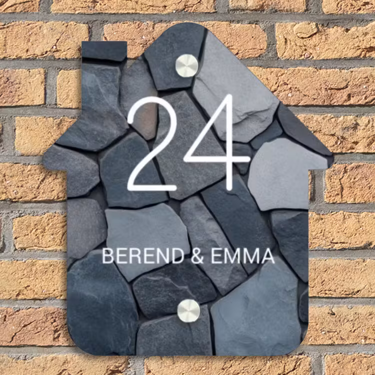 Donkergrijze stenen - Klassiek Naambord Huisje klein -sfeer5