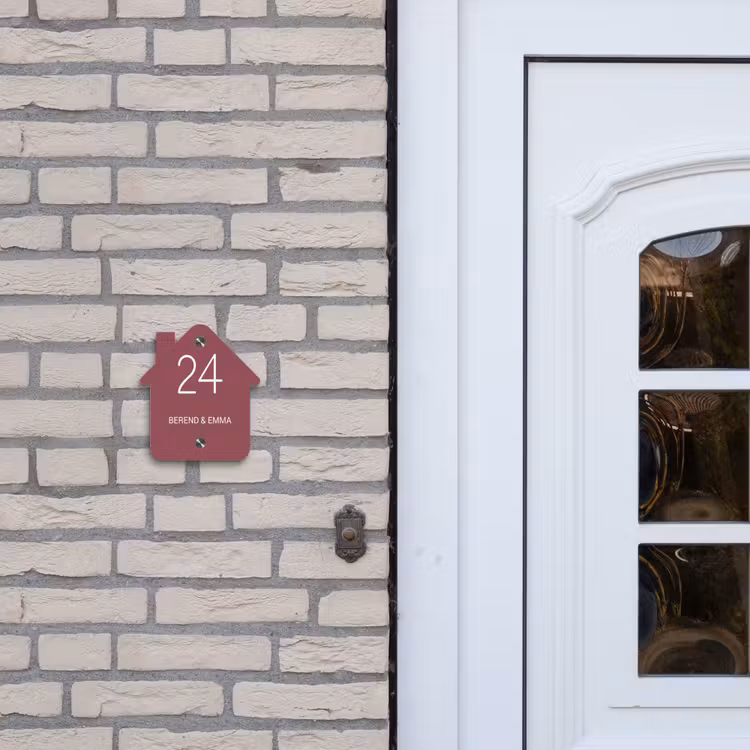 Donker oudroze - Klassiek Naambord Huisje klein -sfeer1