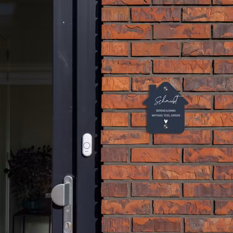 Effen blauw - Sierlijk Naambord Huisje klein -sfeer2