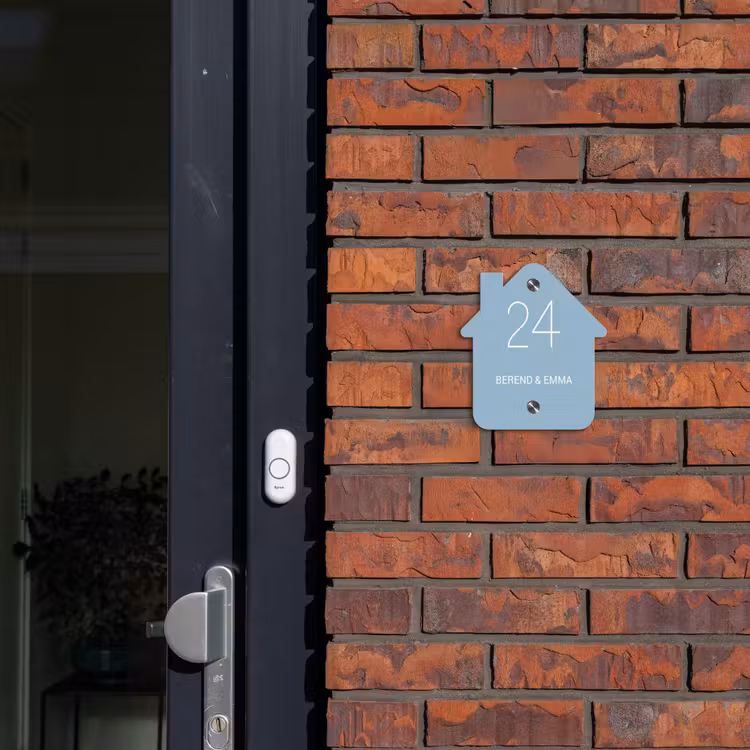 Effen - Lichtblauw - Klassiek Naambord Huisje klein -sfeer2
