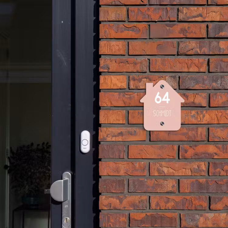 Effen roze - Modern Naambord Huisje klein -sfeer2