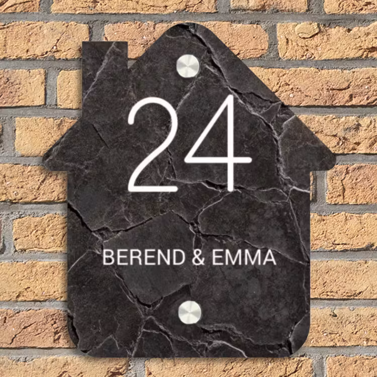 Gebarsten steen - Klassiek Naambord Huisje klein -sfeer5