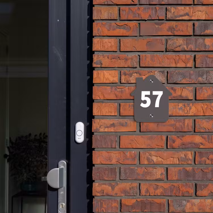 Grijs - Traditioneel Naambord Huisje klein -sfeer2
