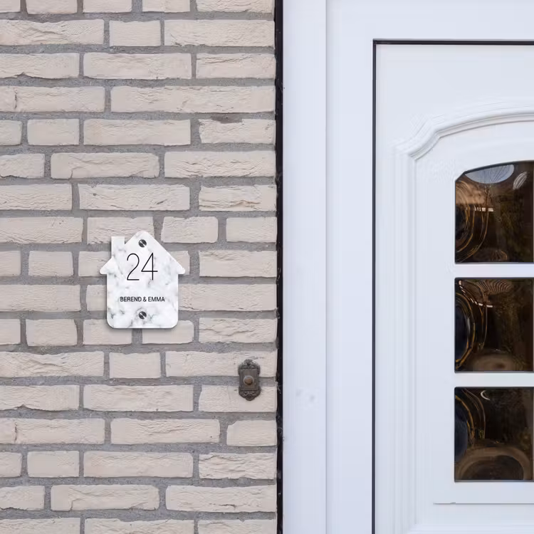 Lichtblauw marmer - Klassiek Naambord Huisje klein -sfeer1