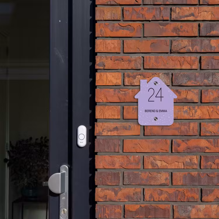 Paars met stippen - Klassiek Naambord Huisje klein -sfeer2