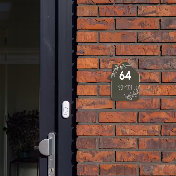Olijfgroen - Modern Naambord Huisje klein -sfeer2