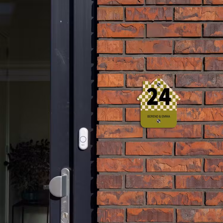 Olijfgroen - Blokjes - Klassiek Naambord Huisje klein -sfeer2