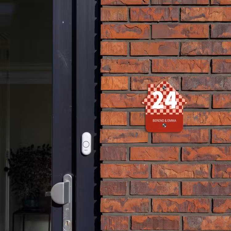 Rood - Blokjes - Klassiek Naambord Huisje klein -sfeer2