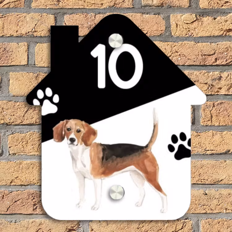 Zwart wit - Huisdier - Beagle Naambord Huisje klein -sfeer5