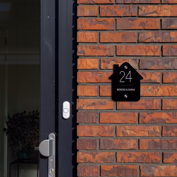 Zwart vlak - Klassiek Naambord Huisje klein -sfeer2