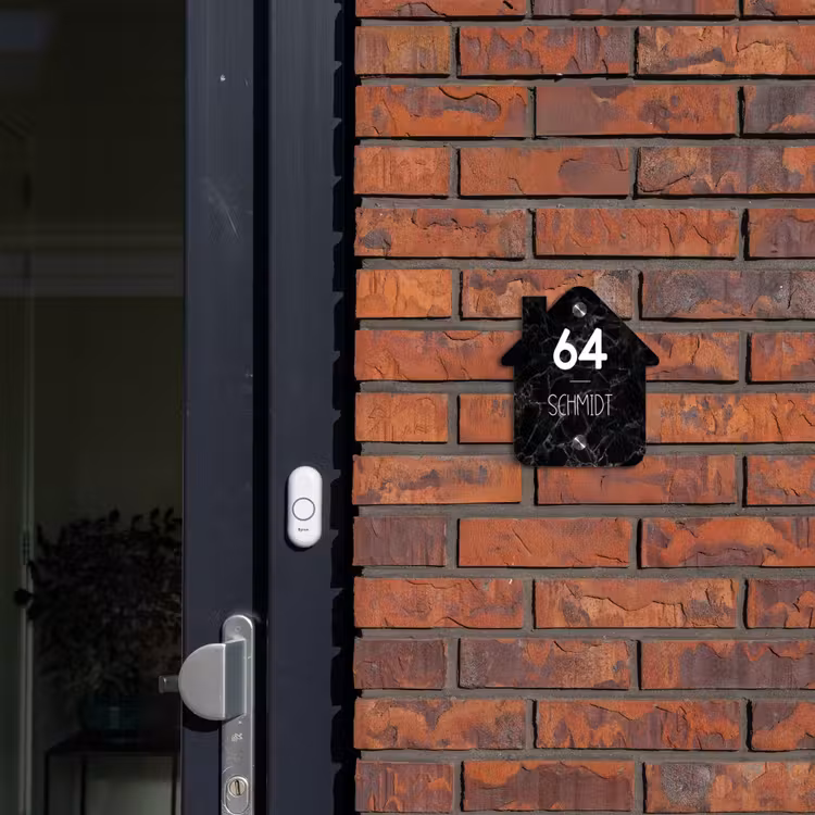 Zwarte marmer - Modern Naambord Huisje klein -sfeer2