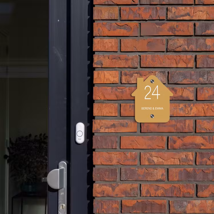 Mosterdgeel - Klassiek Naambord Huisje klein -sfeer2