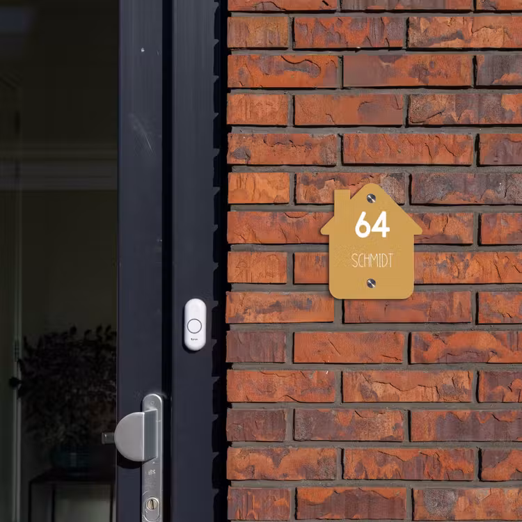 Mosterdgeel - Modern Naambord Huisje klein -sfeer2