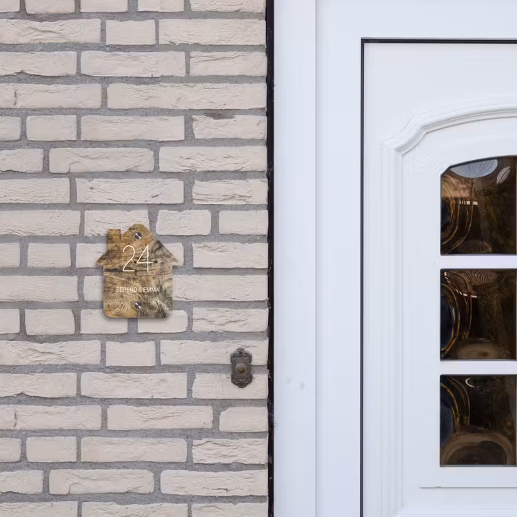 Verweerd hout - Klassiek Naambord Huisje klein -sfeer1