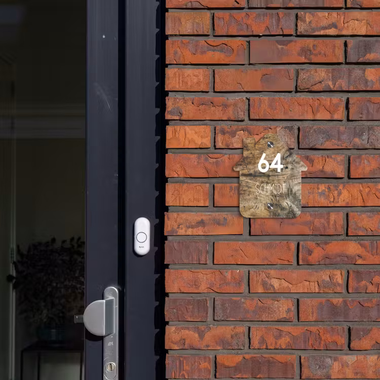 Verweerd hout - Modern Naambord Huisje klein -sfeer2