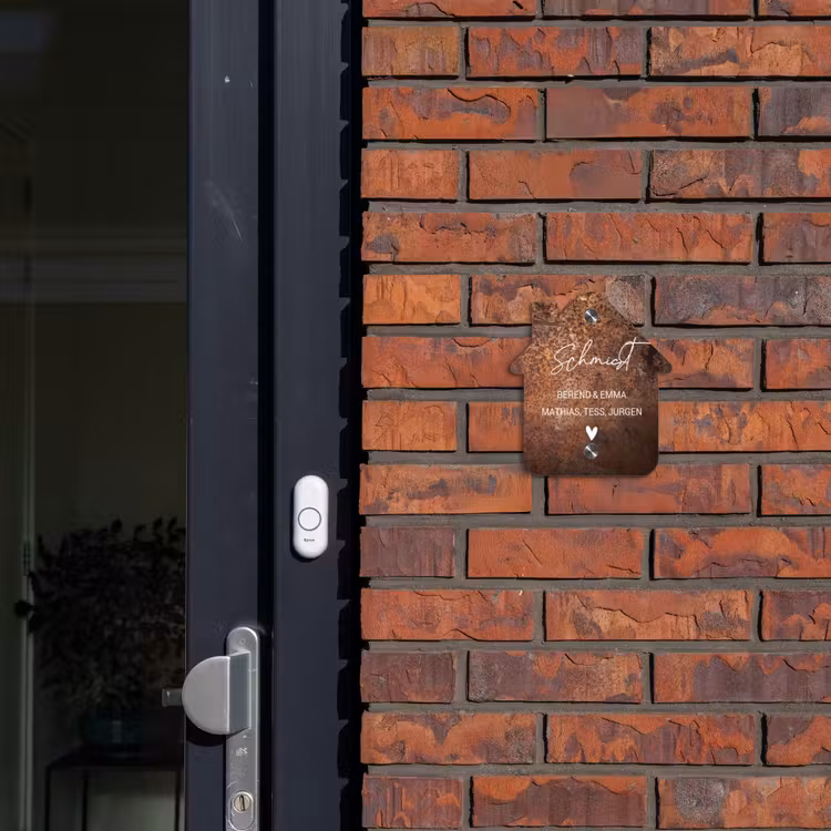 Verweerd metaal - Sierlijk Naambord Huisje klein -sfeer2