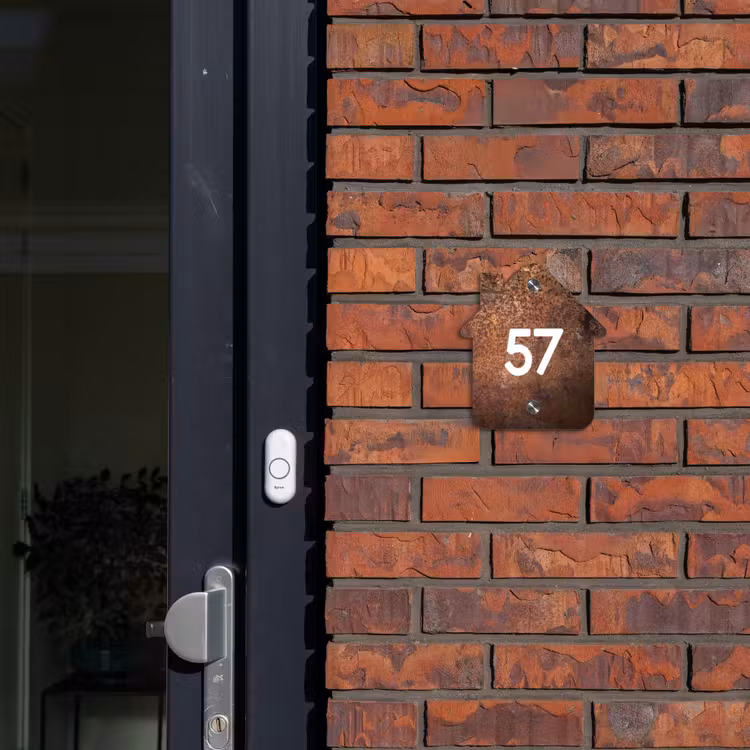 Verweerd metaal - Traditioneel Naambord Huisje klein -sfeer2