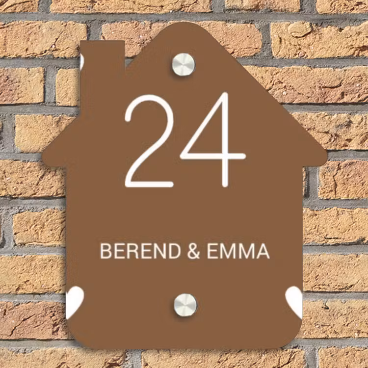 Weiße Herzchen in den Ecken - Klassisch Naambord Huisje klein -sfeer5