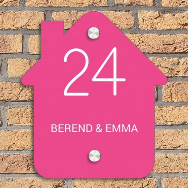 Weiße Herzchen in den Ecken - Modern Naambord Huisje klein -sfeer5
