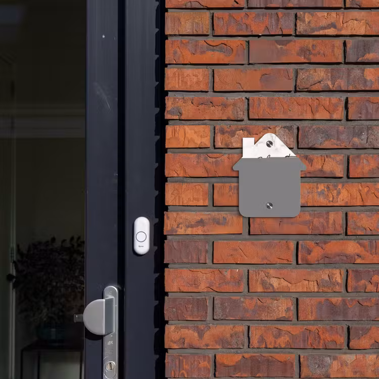 Wit marmer - Sierlijk Naambord Huisje klein -sfeer2