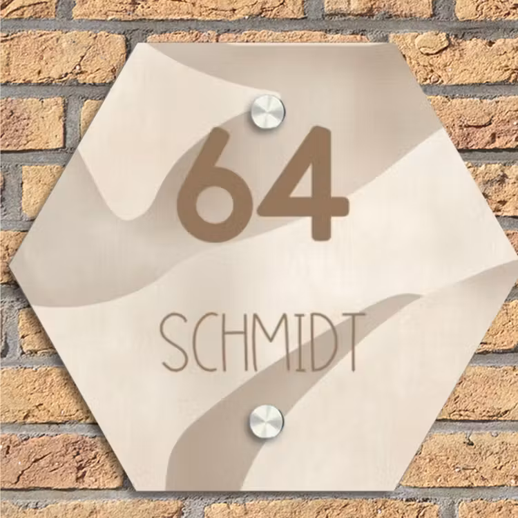 Beige organisch - Modern Naambord Hexagon klein -sfeer1